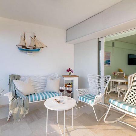 Lydia'S Luxury Apartment Λουτράκι Εξωτερικό φωτογραφία