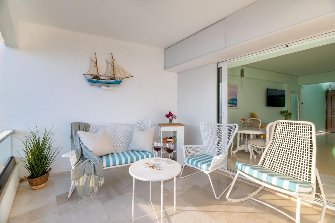 Lydia'S Luxury Apartment Λουτράκι Εξωτερικό φωτογραφία
